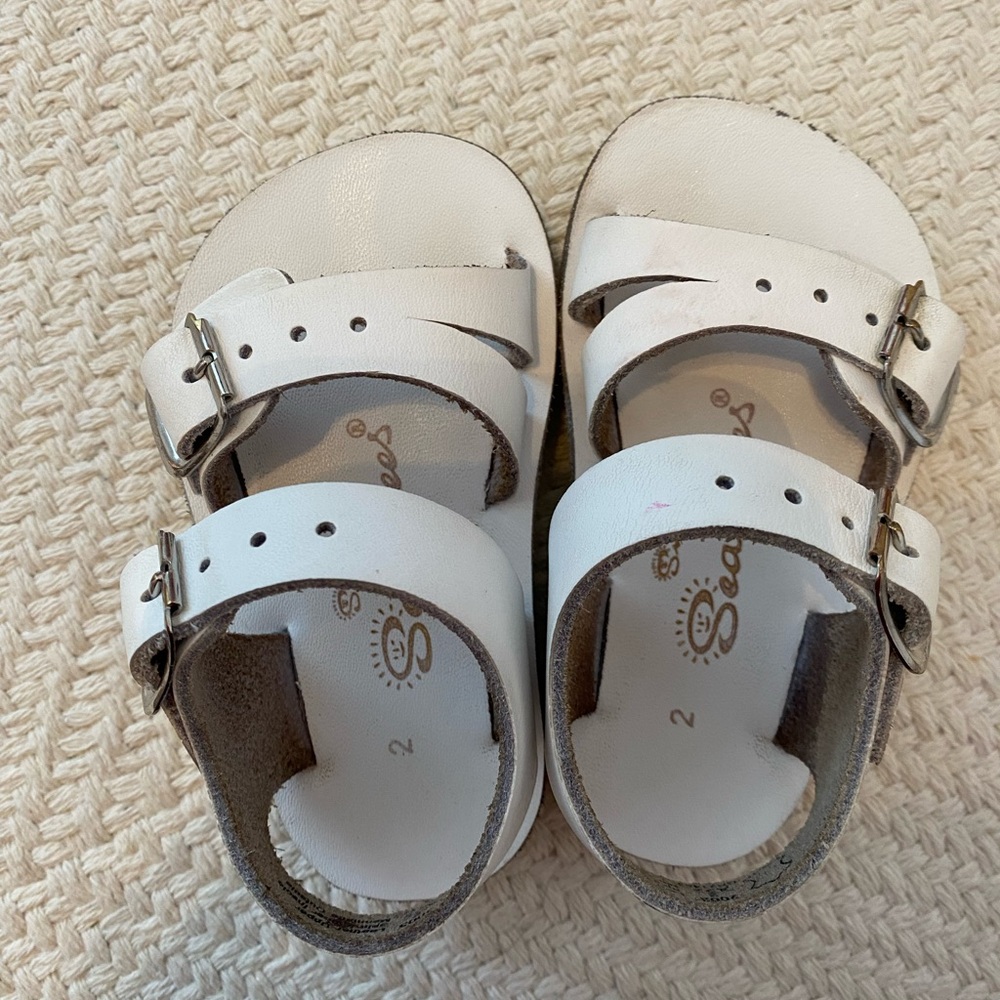SOLD MERCARI Sun-San Sea Wees Sandals